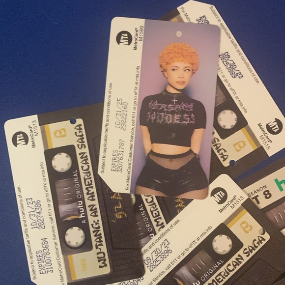 Hulu's Wu-Tang Metrocard - WU TANG - with ice spice Collectible cards - Picture 7 of 7